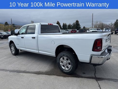 New 2026 RAM 2500 Big Horn AWD/4WD image 6