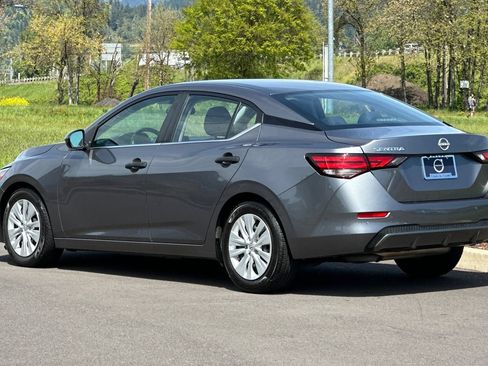 Used 2024 Nissan Sentra S FWD image 5