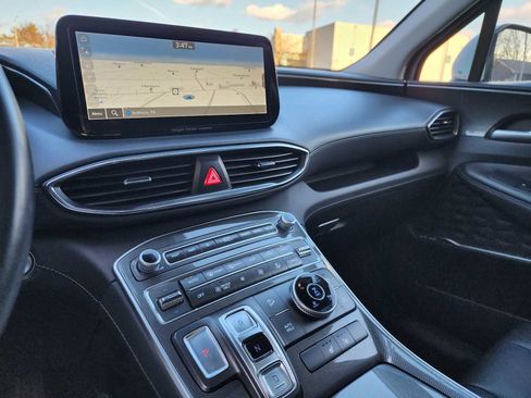 Used 2023 Hyundai Santa Fe SEL Premium image 9