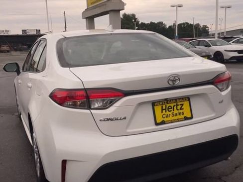 Used 2024 Toyota Corolla LE FWD image 8