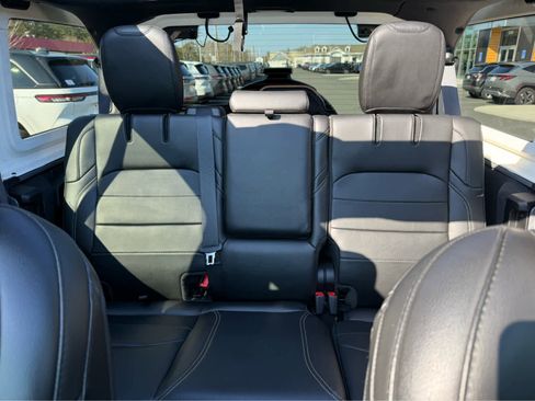 Used 2023 Jeep Wrangler Sahara w/ Cold Weather Group image 30