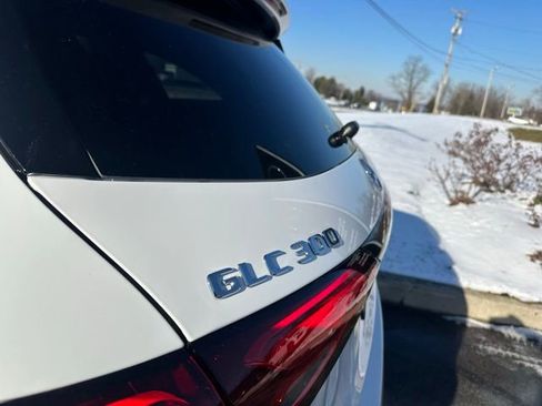 Used 2026 Mercedes-Benz GLC 300 4MATIC image 11