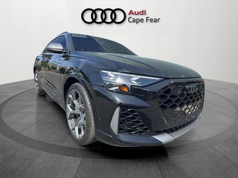 Used 2025 Audi RS Q8 performance image 9