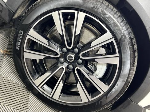 Certified 2024 Volvo V60 B5 Cross Country Ultimate image 19