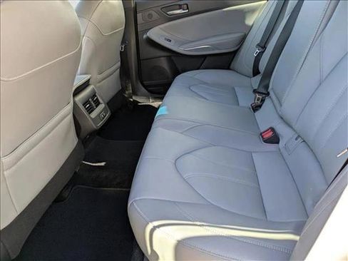 Used 2019 Toyota Avalon XLE w/ Moonroof Package image 14