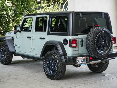 Used 2023 Jeep Wrangler Unlimited w/ 8.4" Radio Group AWD/4WD image 4
