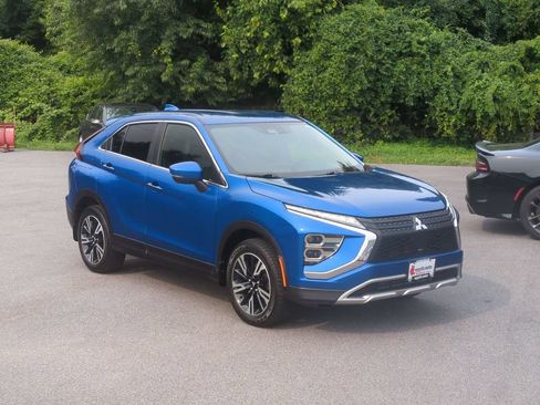 Used 2023 Mitsubishi Eclipse Cross AWD image 3