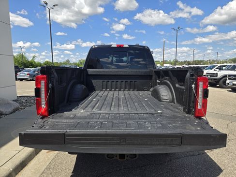 Used 2024 Ford F250 Lariat w/ Lariat Ultimate Package image 13