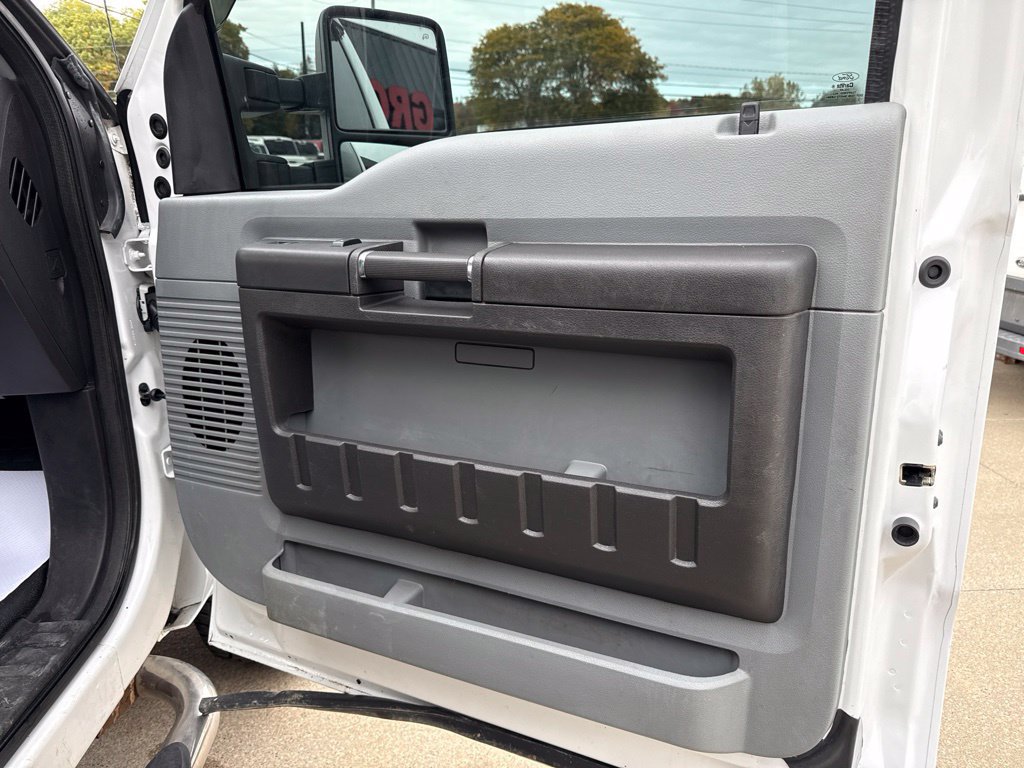 Used 2015 Ford F250 XL w/ Power Equipment Group AWD/4WD image 33