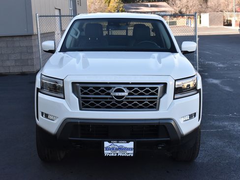 Used 2024 Nissan Frontier SL w/ Technology Package image 3