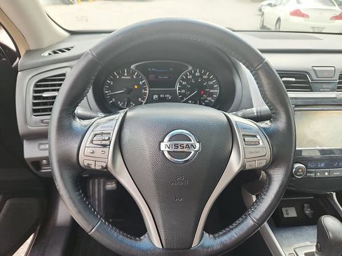 Used 2013 Nissan Altima 2.5 SV w/ 2.5SV Convenience Pkg FWD image 12