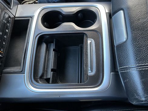 Used 2018 RAM 1500 Limited image 24