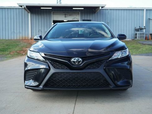 Used 2019 Toyota Camry SE image 10