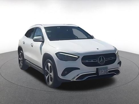 Used 2025 Mercedes-Benz GLA 250 image 3