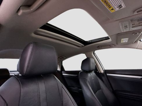 Used 2016 Honda Civic EX-L image 18