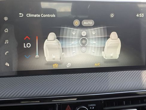 New 2025 Nissan Kicks SR w/ SR Premium Package image 21