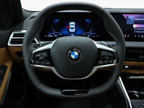 Used 2025 BMW 330i xDrive Sedan w/ Premium Package image 15