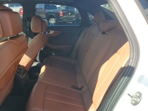 Used 2022 Audi A4 2.0T Premium w/ Convenience Package image 17