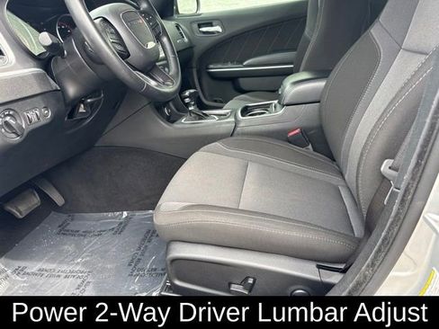 Used 2022 Dodge Charger SXT RWD image 18