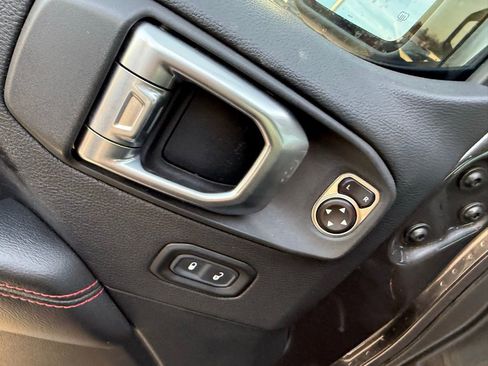 Used 2020 Jeep Gladiator Rubicon image 11