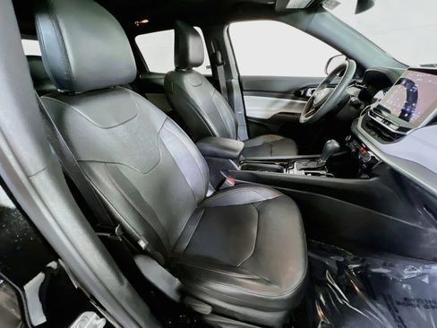 Used 2023 Jeep Compass Limited w/ Sun and Sound Group image 27