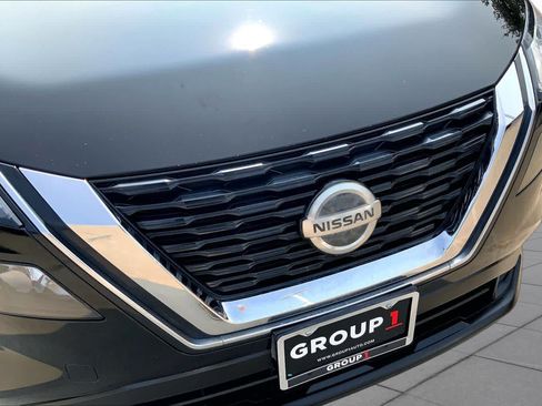 Used 2021 Nissan Rogue S FWD image 29