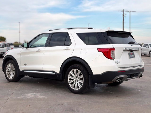 Used 2021 Ford Explorer King Ranch w/ Premium Technology Package AWD/4WD image 4