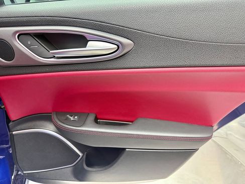 Used 2020 Alfa Romeo Giulia Ti Sport w/ Quick Order Package 22S Sport image 18