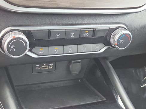 Used 2023 Nissan Altima 2.5 SV FWD image 22