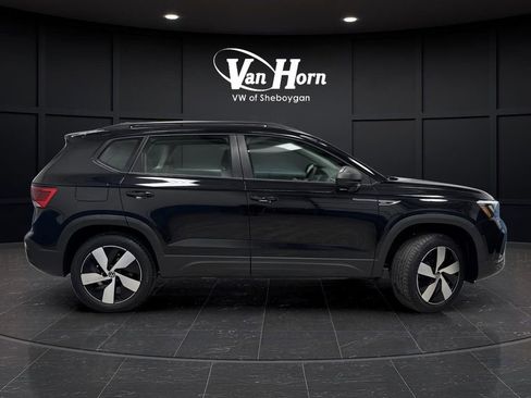 Used 2024 Volkswagen Taos S image 2