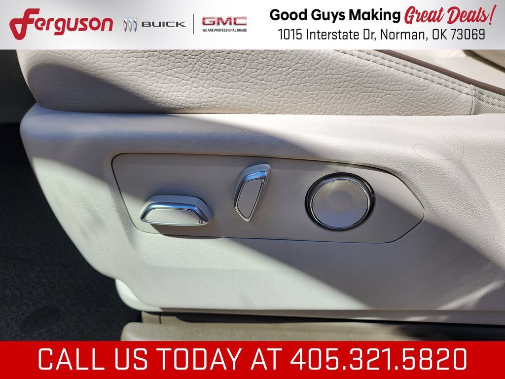 New 2026 GMC Yukon Denali w/ Denali Reserve Package AWD/4WD image 18