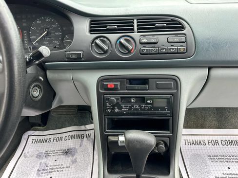 Used 1994 Honda Accord DX image 18