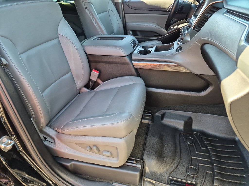 Certified 2017 Chevrolet Tahoe LT w/ Luxury Package AWD/4WD image 29