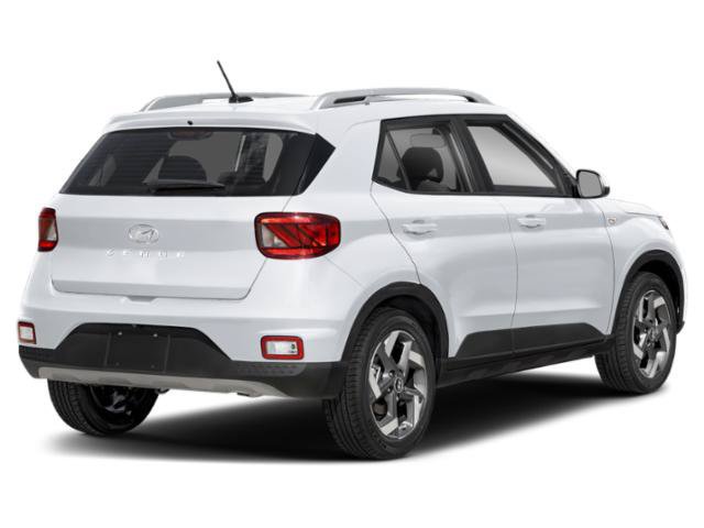 Used 2024 Hyundai Venue SEL FWD image 2