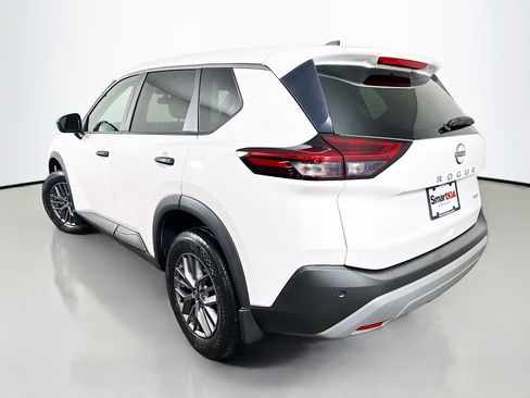 Used 2023 Nissan Rogue S AWD/4WD image 5