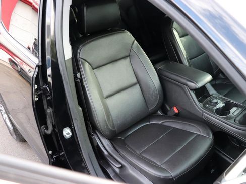Used 2020 GMC Acadia SLT AWD/4WD image 15