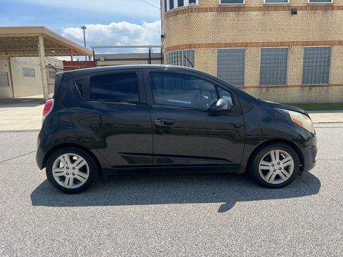 Used 2014 Chevrolet Spark LS image 5