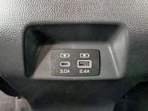 Used 2024 Subaru Crosstrek 2.0i Premium AWD/4WD image 27