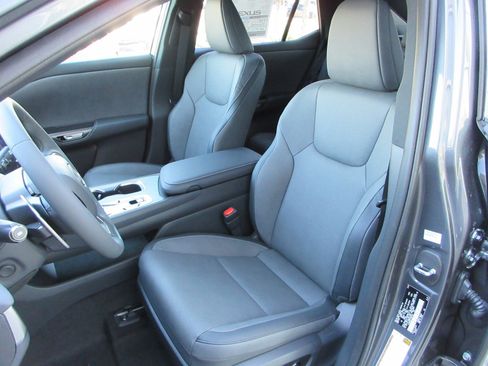 New 2026 Lexus RZ 450e AWD image 28