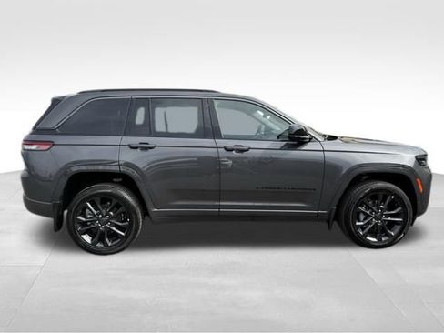 New 2026 Jeep Grand Cherokee Limited AWD/4WD image 8