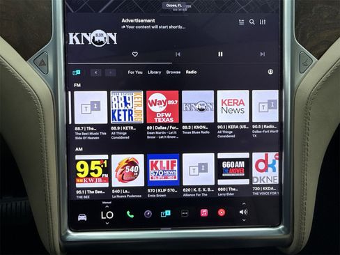 Used 2016 Tesla Model X 90D image 22