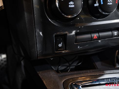 Used 2010 Dodge Challenger SRT8 w/ Special Edition Group image 24