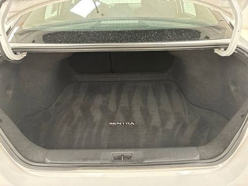 Used 2023 Nissan Sentra SV image 16