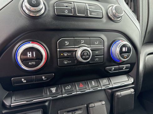 Certified 2023 GMC Sierra 2500 SLT image 16