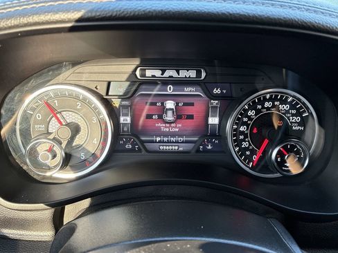 Used 2024 RAM 2500 Laramie image 34