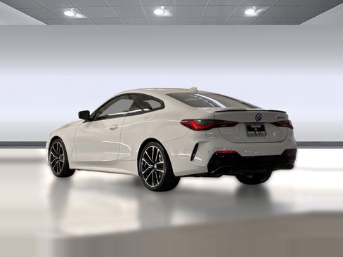 Used 2023 BMW M440i Coupe w/ M Carbon Exterior Package image 3