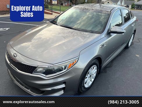 Used 2017 Kia Optima LX image 1