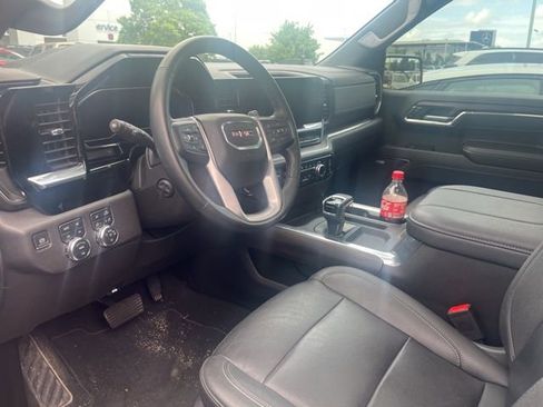 Used 2024 GMC Sierra 1500 SLT image 5