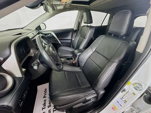 Used 2018 Toyota RAV4 XLE w/ Plus Extra Value Package AWD/4WD image 22