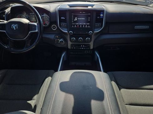Used 2019 RAM 1500 Big Horn AWD/4WD image 11